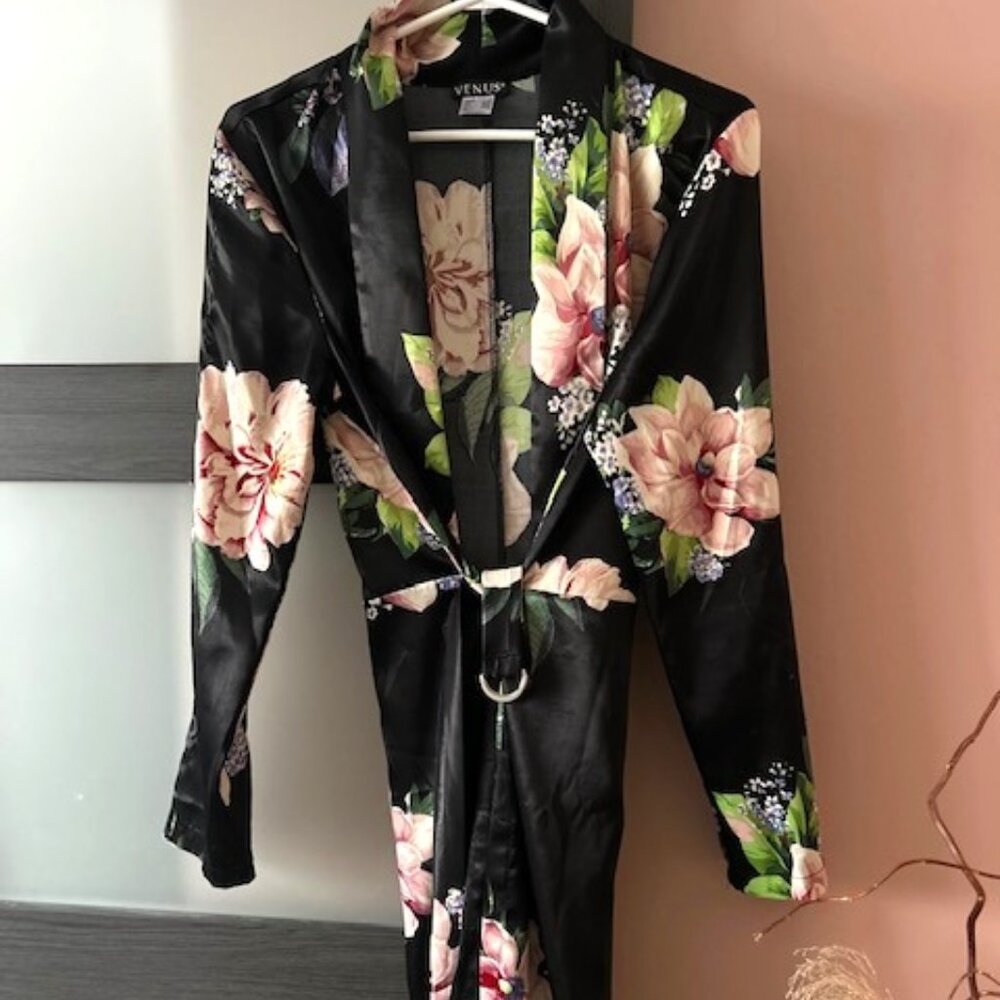 Venus Satin Floral Belted Duster Coat - Size Small